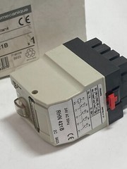 TELEMECANIQUE RHN-421B INSTANTANEOUS RELAY 24VAC 50HZ 4C/O NIB