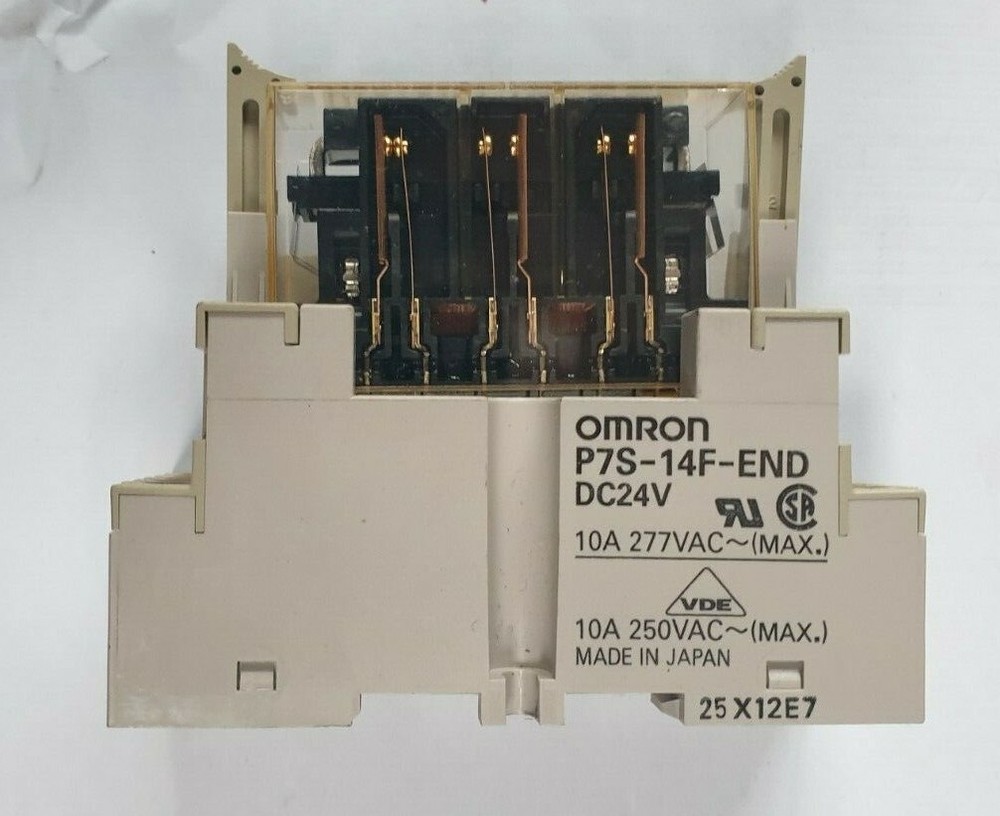 OMRON P7S-14F-END RELAY BASE W/ G7S-4A2B-E 24VDC RELAY (BR1.2B1)
