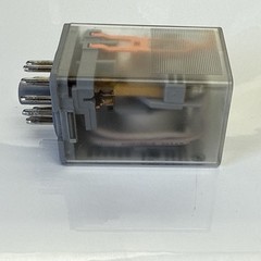 Square D 8501KP13P14V20 11-Pin 3PDT Pilot-Light Plug-In Relay