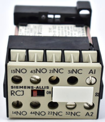 NEW SIEMENS RCJ22R Control Relay – 24VDC 480VAC Max 10 Amps