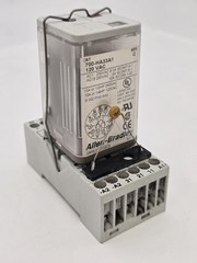 Allen-Bradley 700-HA33A1 Relay w Socket Base 10A 1/4HP 120V 11-Pin 120V Coil
