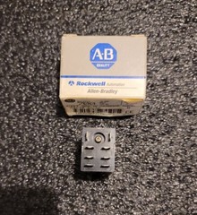 Allen-Bradley 700-HF32Z12 Series B Relay **Brand New**