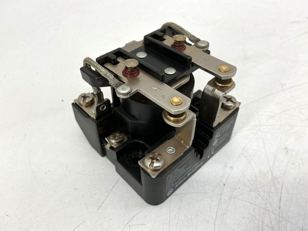 New Allen Bradley 700-HG47A4 Ser B Control Relay DPST-NO 40A 480V 50/60HZ