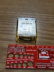 Lot of 20 pcs IDEC RY2S-U Relays – AC240V – 8 Pin
