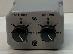Signaline 338-24V-180S Recycle Timer Relay 24VDC, Sullair Part 408993