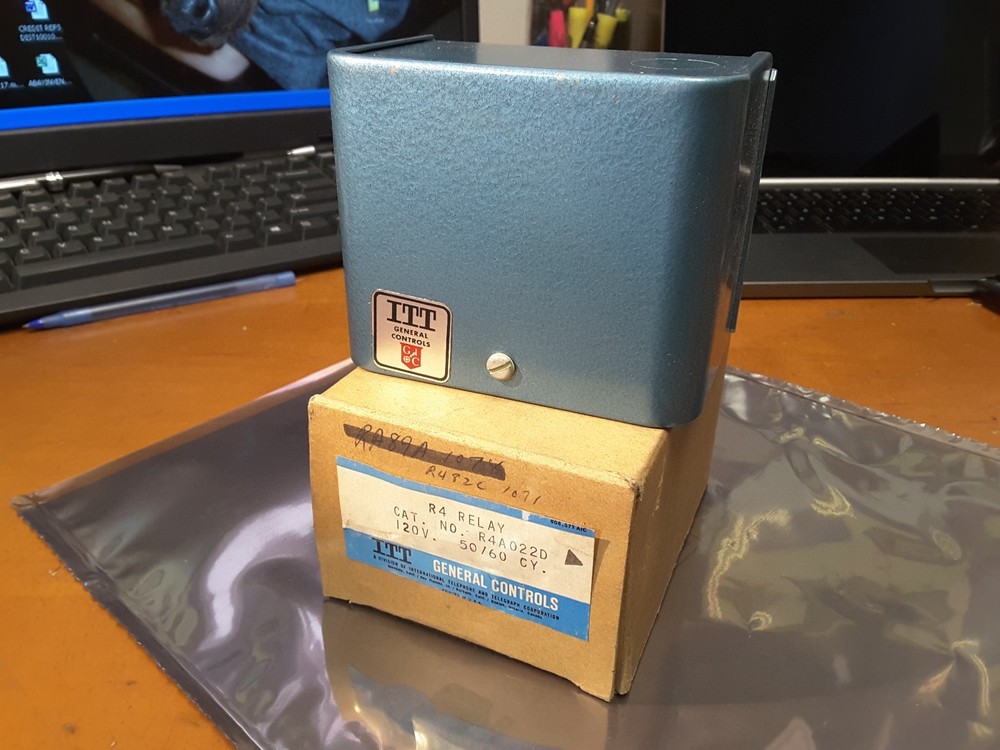 ITT General Controls R4A022D 120V Type R4 Relay New Nib Nos Sale $39