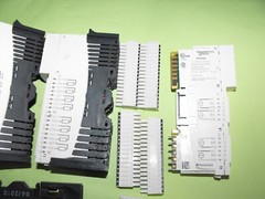 Schneider Electric DDI3725+DDO3705+ACI1400.(LOT14PCS).FOR PARTS.USED