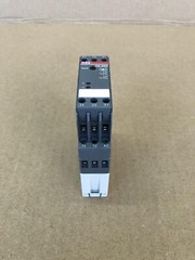 ABB CM-MSS THERMISTOR MOTOR PROTECTION RELAY 1SVR430811R1300 CMMSS