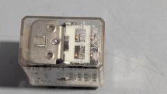 R10-E1-Y4-V700 Industrial Plug-In Relay 24V DC Coil 4PDT 2A 120VAC Clear
