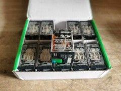 10PCS/1Box New Schneider RXM2AB2BD Miniature Relays 24VDC In Box Brand #SC