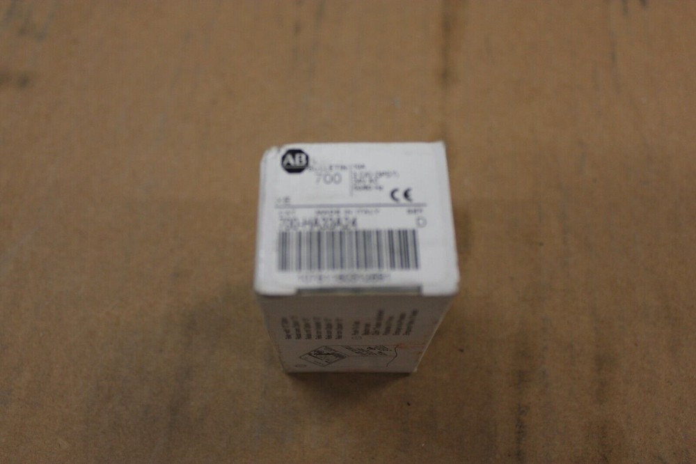 11 pin Octal Relay, 24vac #700-HA33A24
