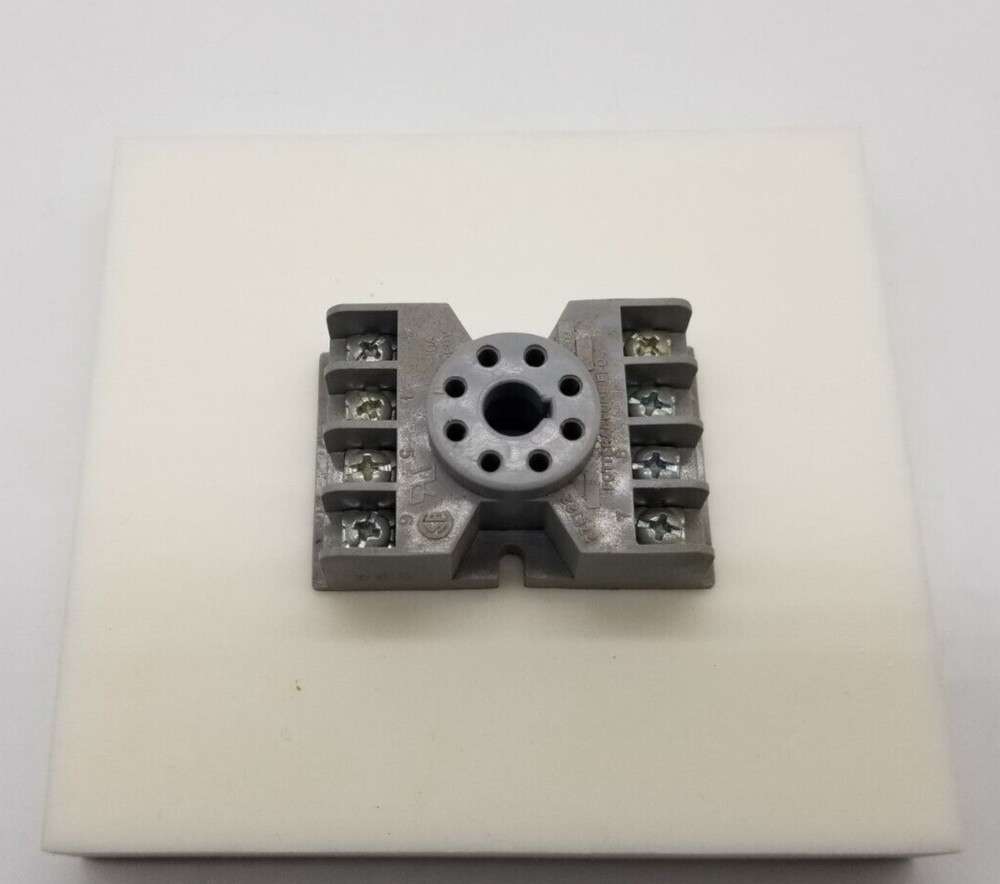 POTTER&BRUMFIELD – TE CONNECTIVITY 27E122 Relay Socket, DIN Rail, Panel, Screw