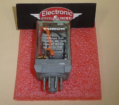 MR-C Turck Releco Relay C3-A-30 X MR-C 120V RELAY