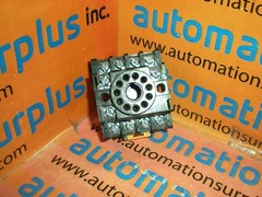 SKY ELECTRONICS NDS-11 10A 600VAC DIN RAIL/SURFACE MOUNT 11PIN RELAY SOCKET QTY!