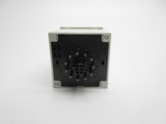 ALLEN BRADLEY 700-HR52TA17 SER. D 100-120VAC 0.05S-300H NSNP