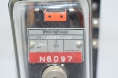 Westinghouse 292B400A25 Instantaneous Voltage Current Relay 1.5-6 Amps