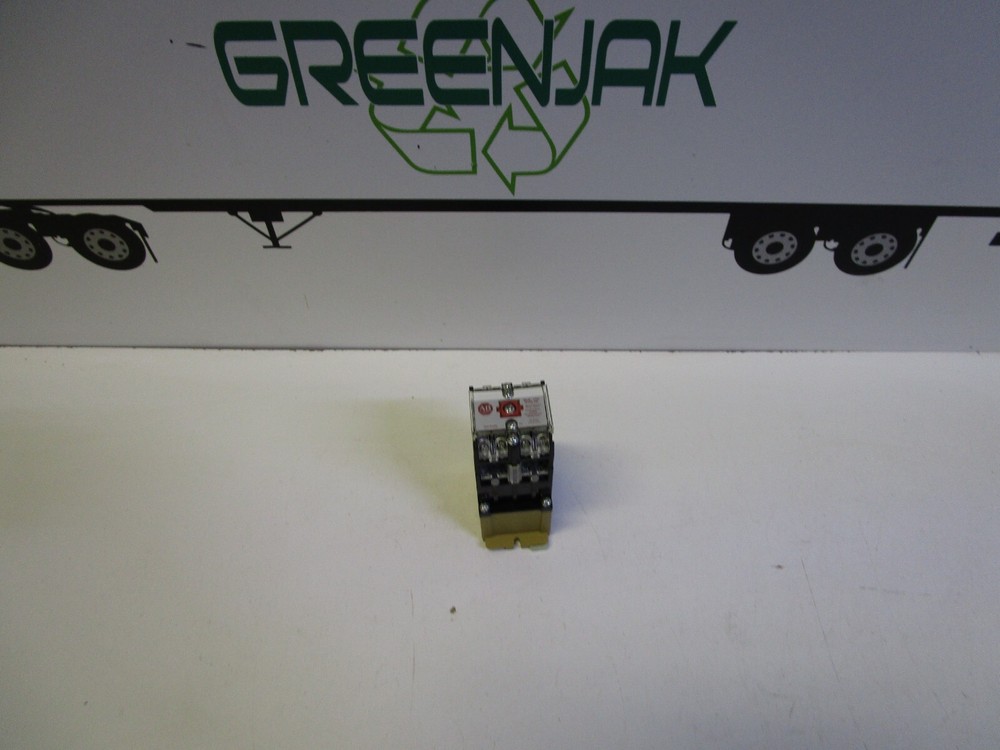 ALLEN-BRADLEY 700-PK800A1 SER. E TYPE P BULLETIN 700 AC RELAY – USED – FREE SHIP