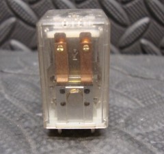 Potter & Brumfield R10-E2813-2 2.5 K Ohms 48 V DC Relay Plug In Used