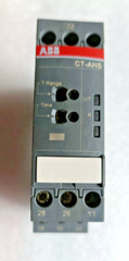 ABB CT-AHS.22S Time Relay 1SVR730110R3300