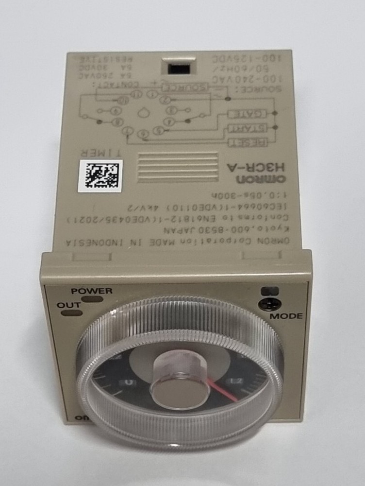 Omron H3CR-A 100-240AC Electromechanical Multifunction Timer 100-125DC 5A 0.05s