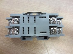 IDEC SH2B-05 Relay Socket SH2B05 W/Jumpers