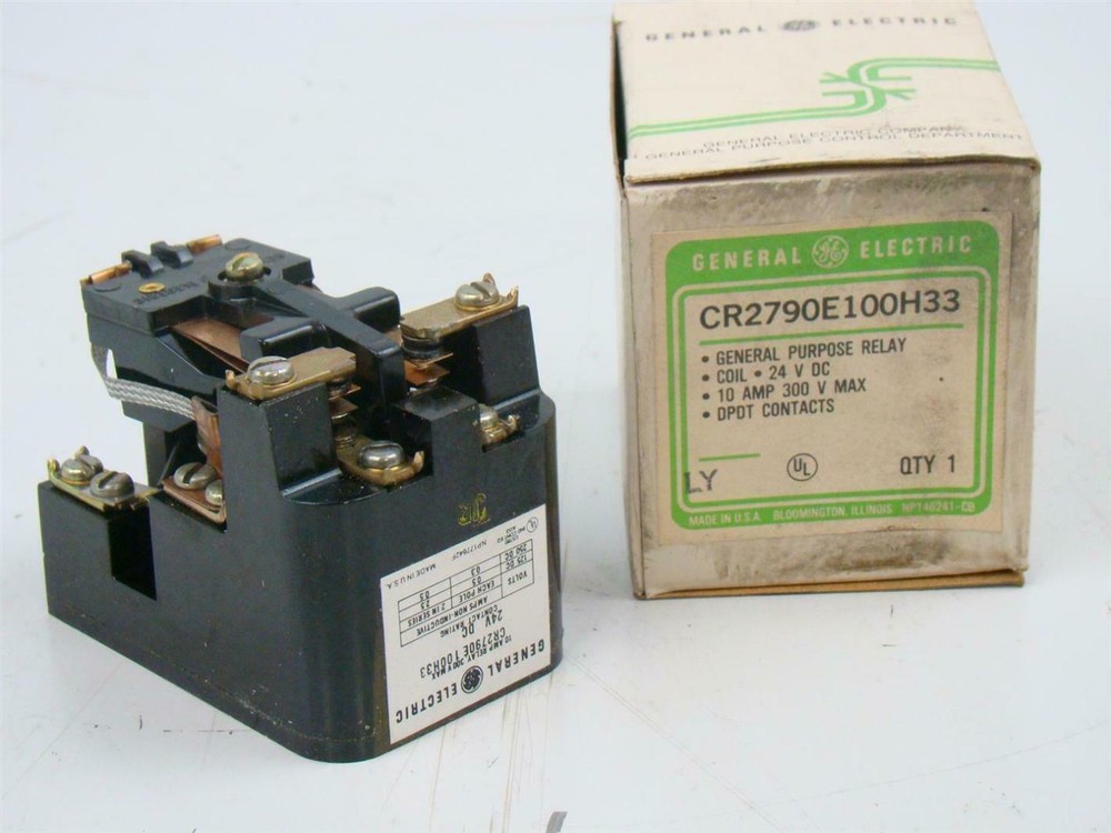 GE General Purpose 10 Amp Relay 300V Max, 24V DC, CR2790E1100H33