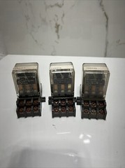 (LOT OF 3) Cutler Hammer D5PA1 Ser. A2 Terminal Relay Socket W/ D5PR3A #4024F272