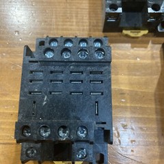 🇺🇸(Lot of 5)Allen Bradley 700-HN139 Series A Relay Socket, 14-Blade, 10A, 240V