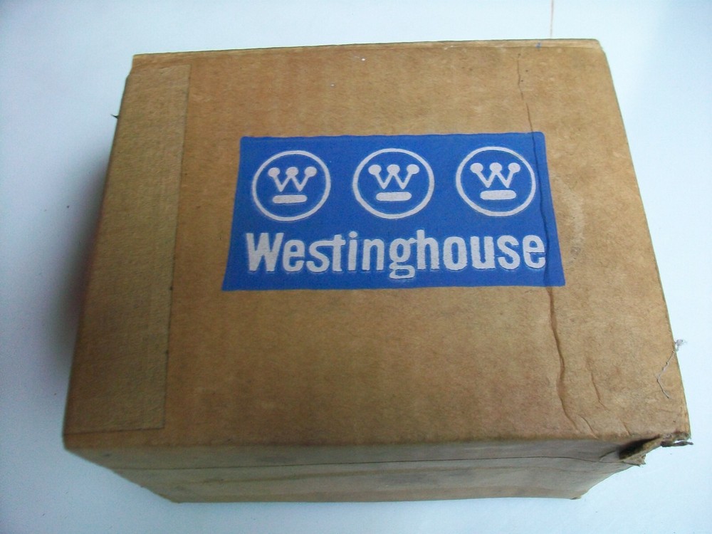 WESTINGHOUSE CONTROL RELAY NH30 3P NO 10 A 600 V. Ac. CONTACTS 120 V. Ac. COIL