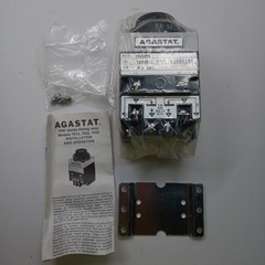 AGASTAT Timing relay 7022PB