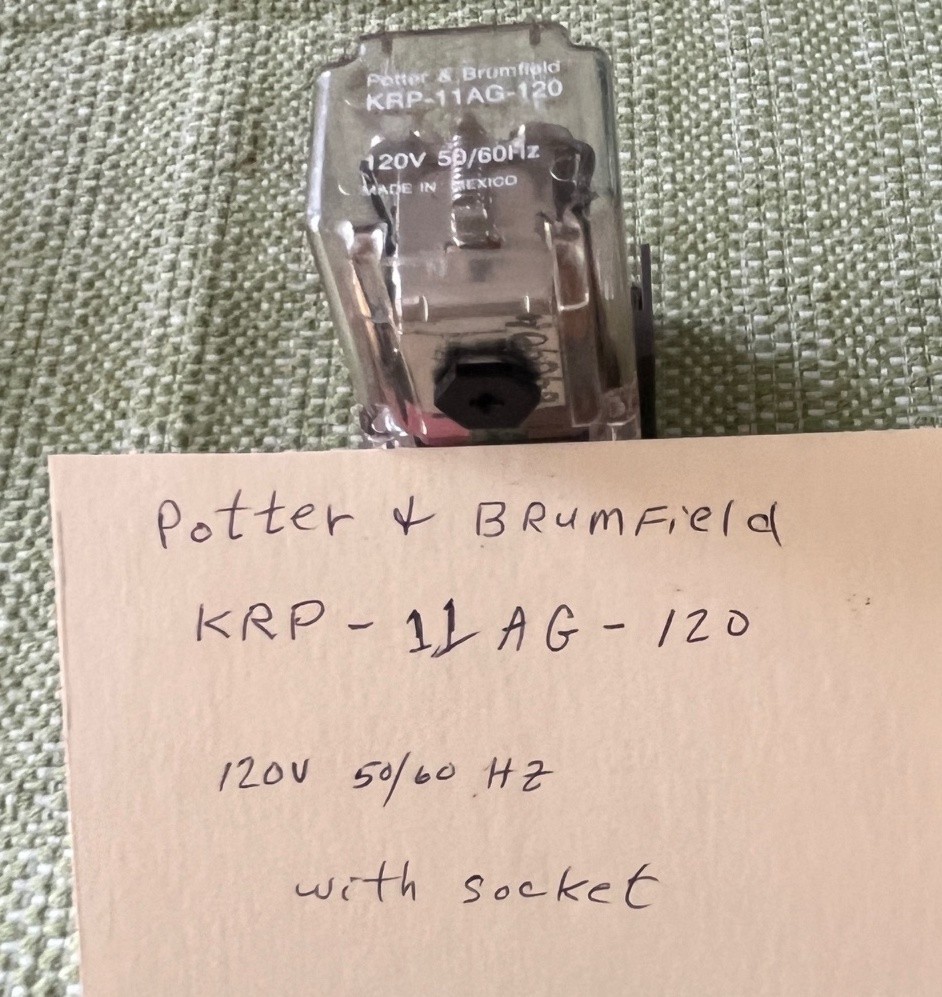 Potter & Brumfield KRP-11AG 120 VAC coil, with socket R-002