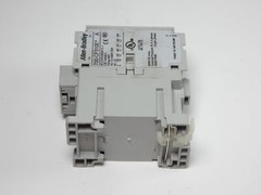 Allen-Bradley 700-CF310E Safety Control Relay 600VAC 24VDC Coil Ser.A