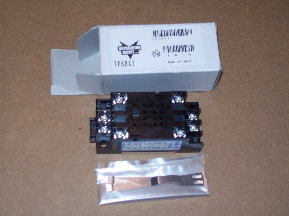 NEW AUTOMATION DIRECT TP88X2 8 CONTACT FLAT PIN ST7P TIMER SOCKET P550