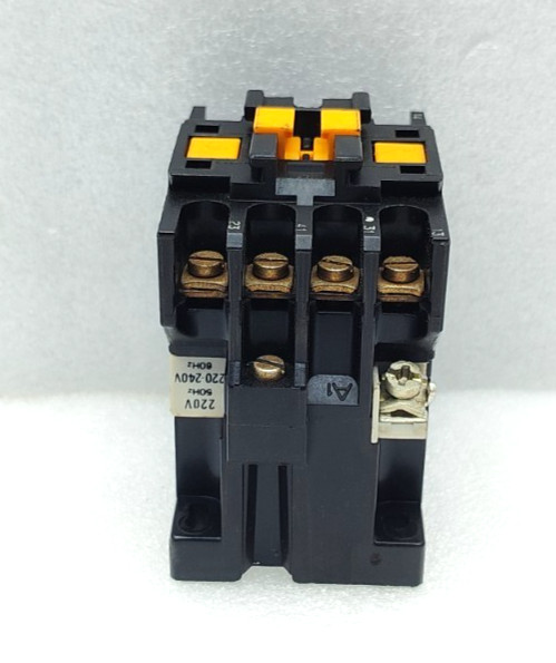 Telemecanique CA2-DN122 Control Relay 220-240V 50/60Hz New Fast Shipping