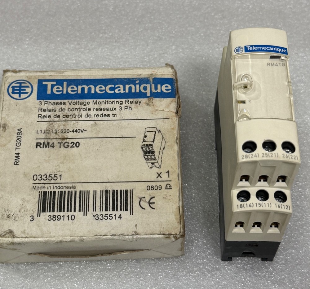 TELEMECANIQUE RM4TG20 3PHASES VOLTAGE MONITORING RELAY