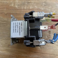 Zettler Controls X13300332090 Relay Power Duty Coil 24VAC 50/60Hz SEE PICS