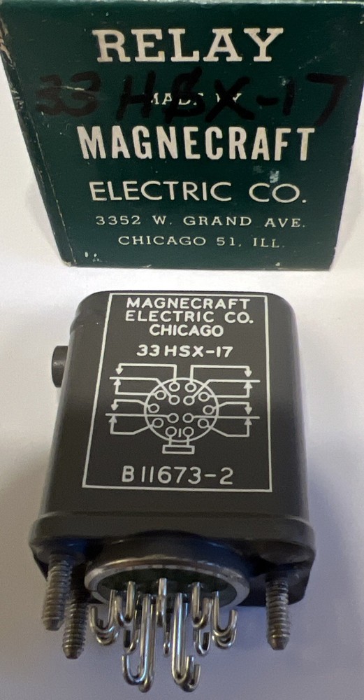 Magnecraft Electric Co. relay model 33 HSX-17 4-pole double-throw switch 14 Pin