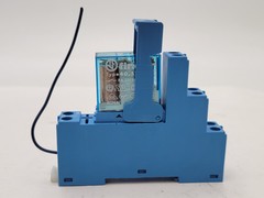 Finder 95.05 Relay Socket Base With Relay 10A 250V 40.52 8A 250V 8 Pin