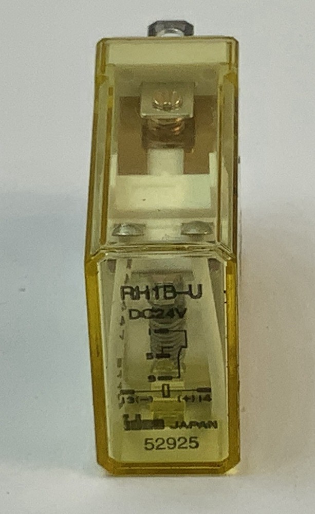 IDEC RH1B-U RELAY 24VDC