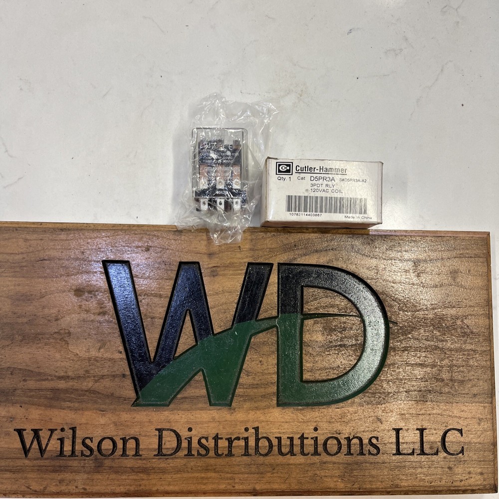 Cutler-Hammer D5PR3A1 Plug-In Relay 110VDC New
