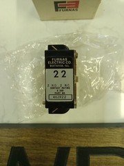 FurnasSiemens 46ZB22 Contact Block 10AMP, 300VAC, 2 NO 2 NC
