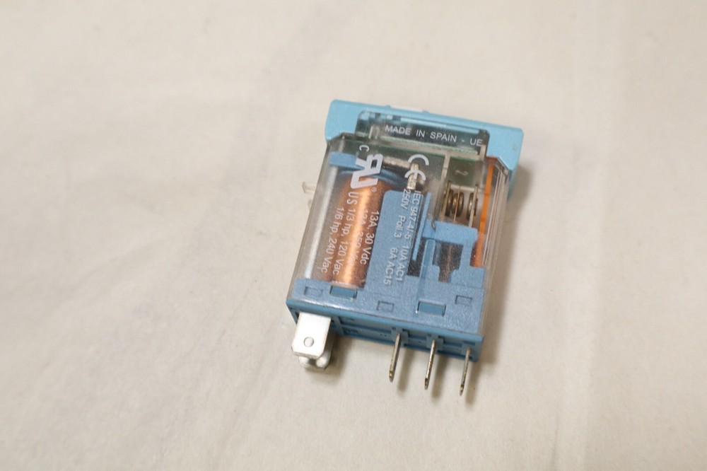 COMAT RELECO SERIE IR-C C10-A10BX – EHG INTERFACE RELAY R6600 5 Pin ADC24V