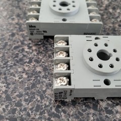 LOT OF 2: IDEC SR2P-06 SOCKET
