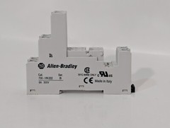 [2] Allen Bradley 700-HN222 8 Amp 300 Volt Series B Relay