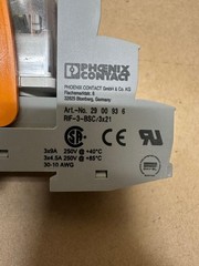 Phoenix Contact 2903693 Switching Relay w/ RIF-3-BSC/3×21 Relay Base