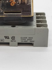 Square D 8501 KP12P14V14 Plug-In Relay w Socket 10A 250V 8Pin Series D 24V Coil