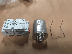Schneider Magnacraft 750XBXH-240A Relay 70-750DL8-1 Socket