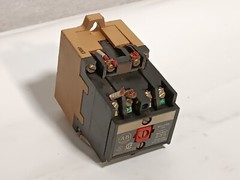 Allen Bradley 700-P400A1 Control Relay, Ser. B, 115-120 VAC Coil 700P400A1