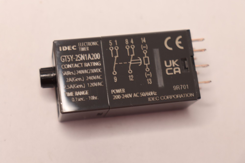 Idec Electromechanical Relay Plug-in 4PDT 3A 24VAC GT5Y-2SN1A200