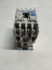 Eaton Cutler-Hammer D15CR22AB Freedom Series 4 Pole Relay. Z-700